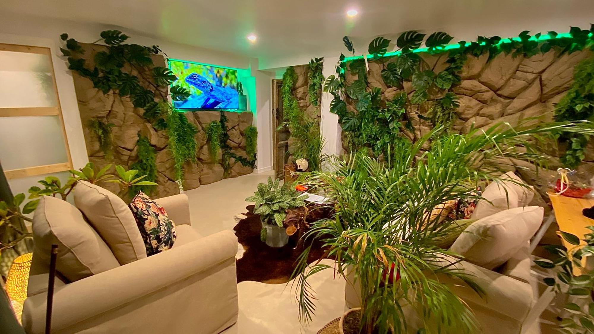 Tropical Villa *